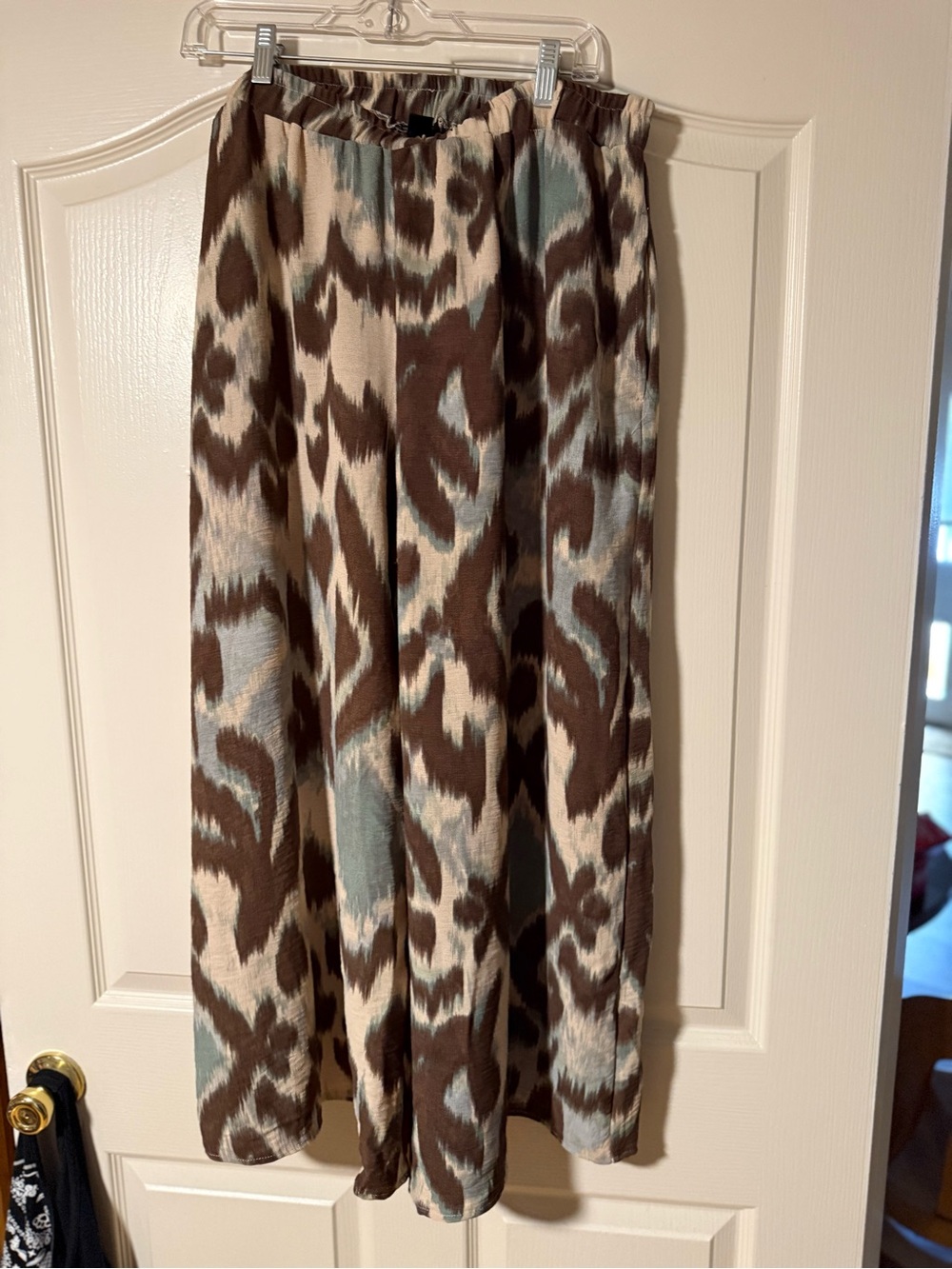 Halogen Brown Cream & Light Blue Wide-Leg Pants